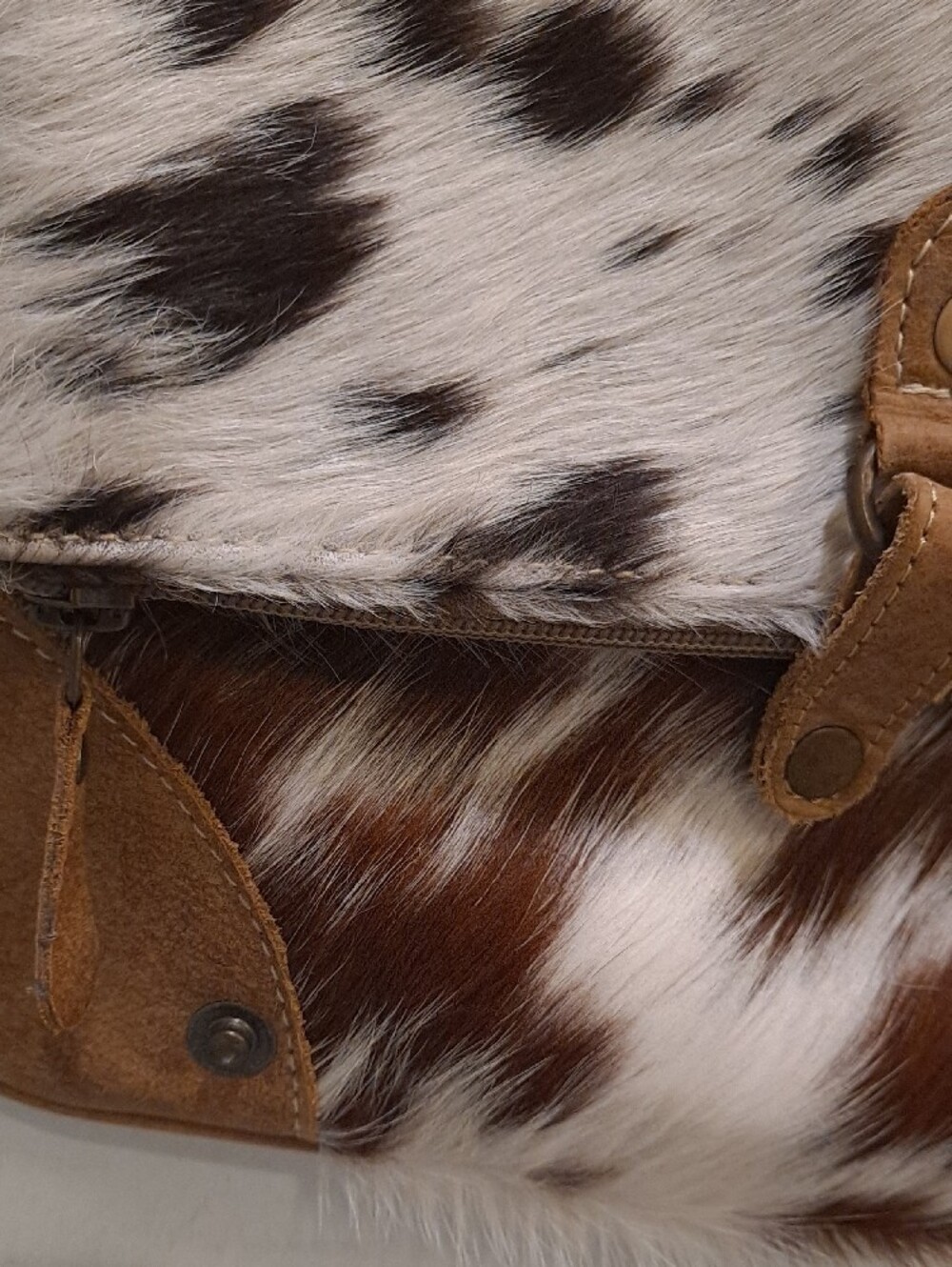 Myra Bag Fold-up Brown Red White Hair-on Hide Leather Upcycled Crossbody - Picture 2 of 10